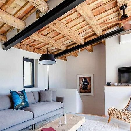 Velo Vern 3 Luxury Penthouse W Views Of City Wall Жирона Экстерьер фото