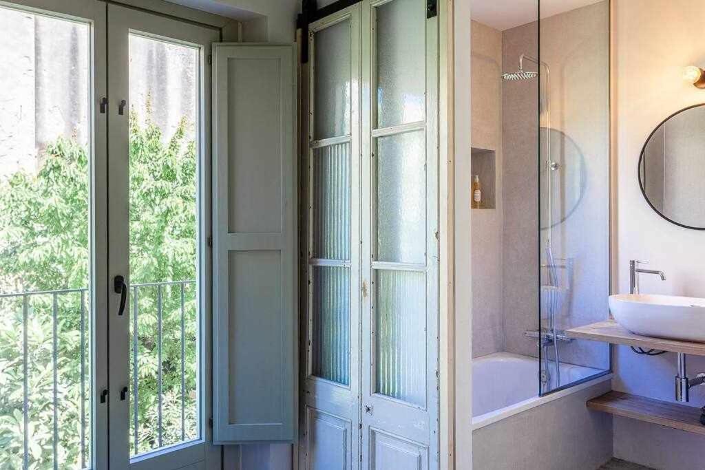 Velo Vern 3 Luxury Penthouse W Views Of City Wall Жирона Экстерьер фото