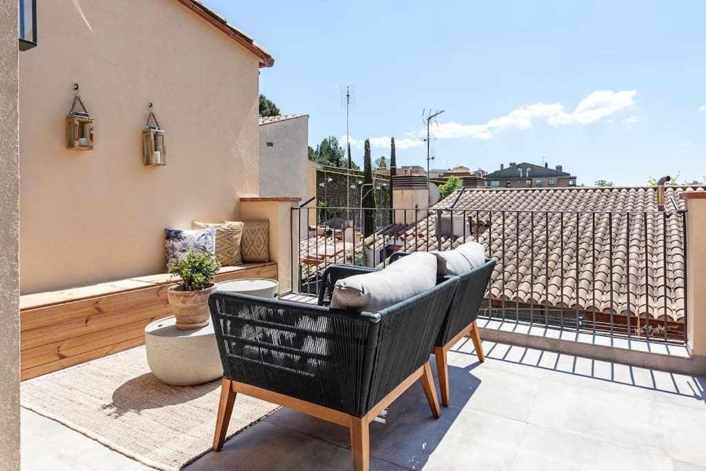 Velo Vern 3 Luxury Penthouse W Views Of City Wall Жирона Экстерьер фото