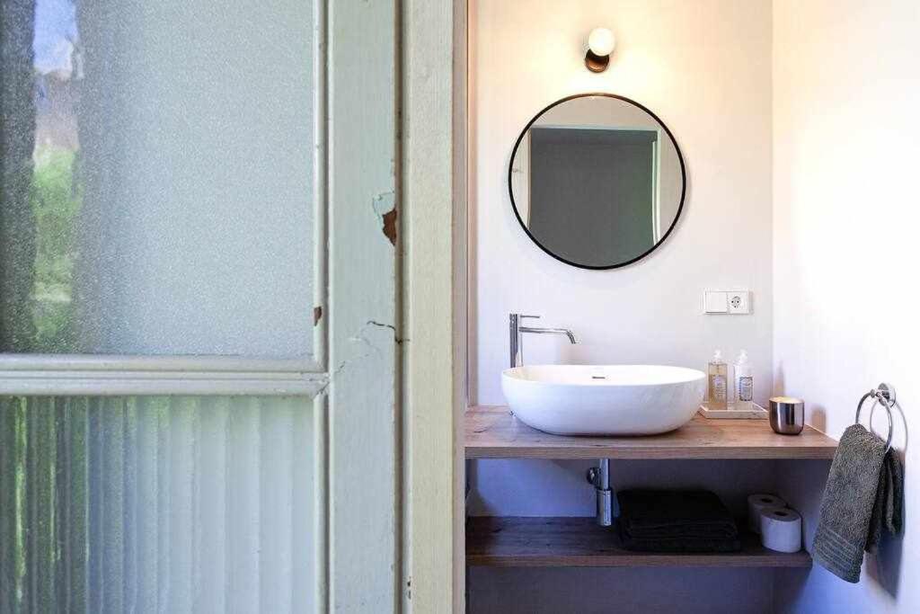 Velo Vern 3 Luxury Penthouse W Views Of City Wall Жирона Экстерьер фото